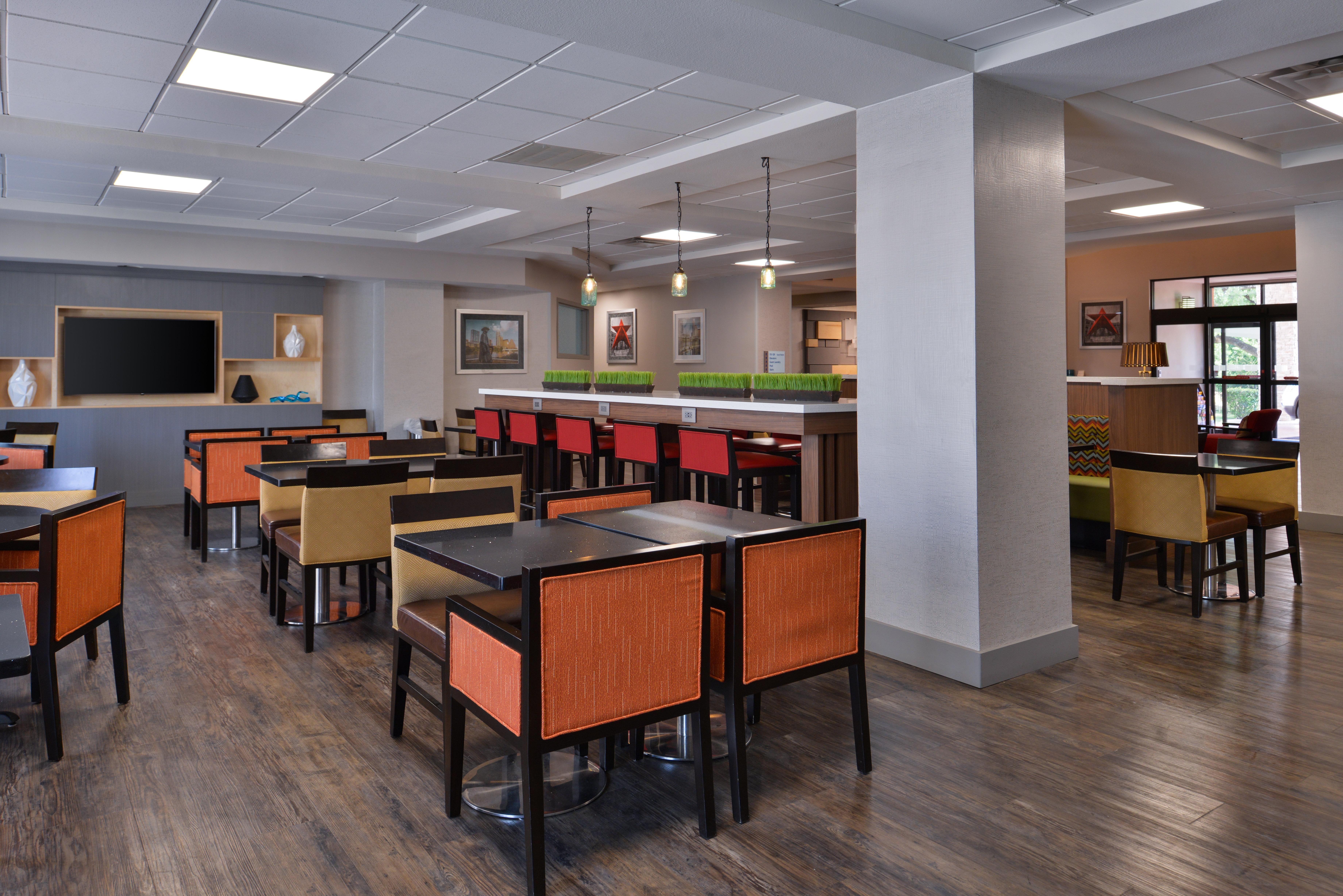 Holiday Inn Express & Suites Austin North Central By Ihg Exterior foto