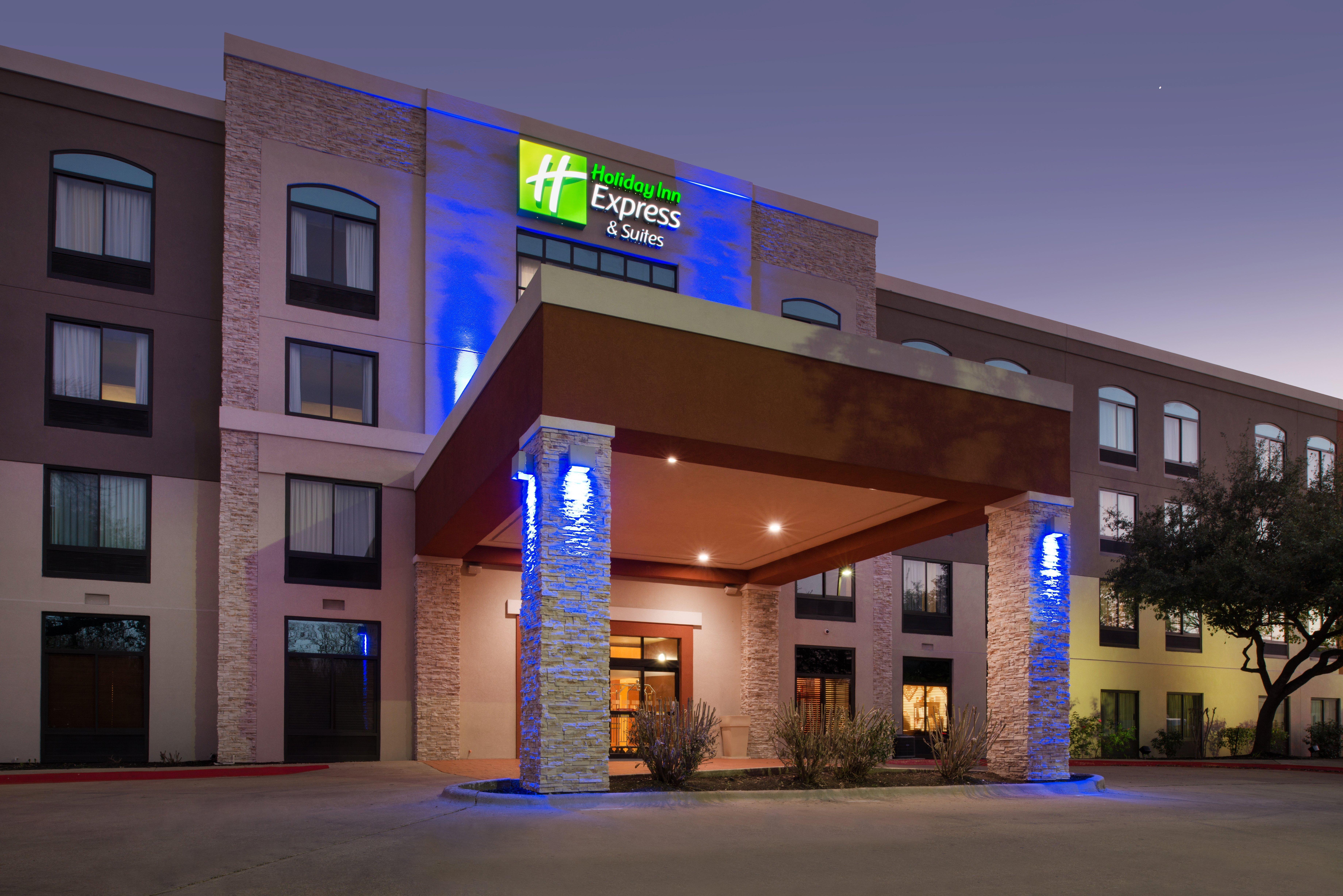 Holiday Inn Express & Suites Austin North Central By Ihg Exterior foto