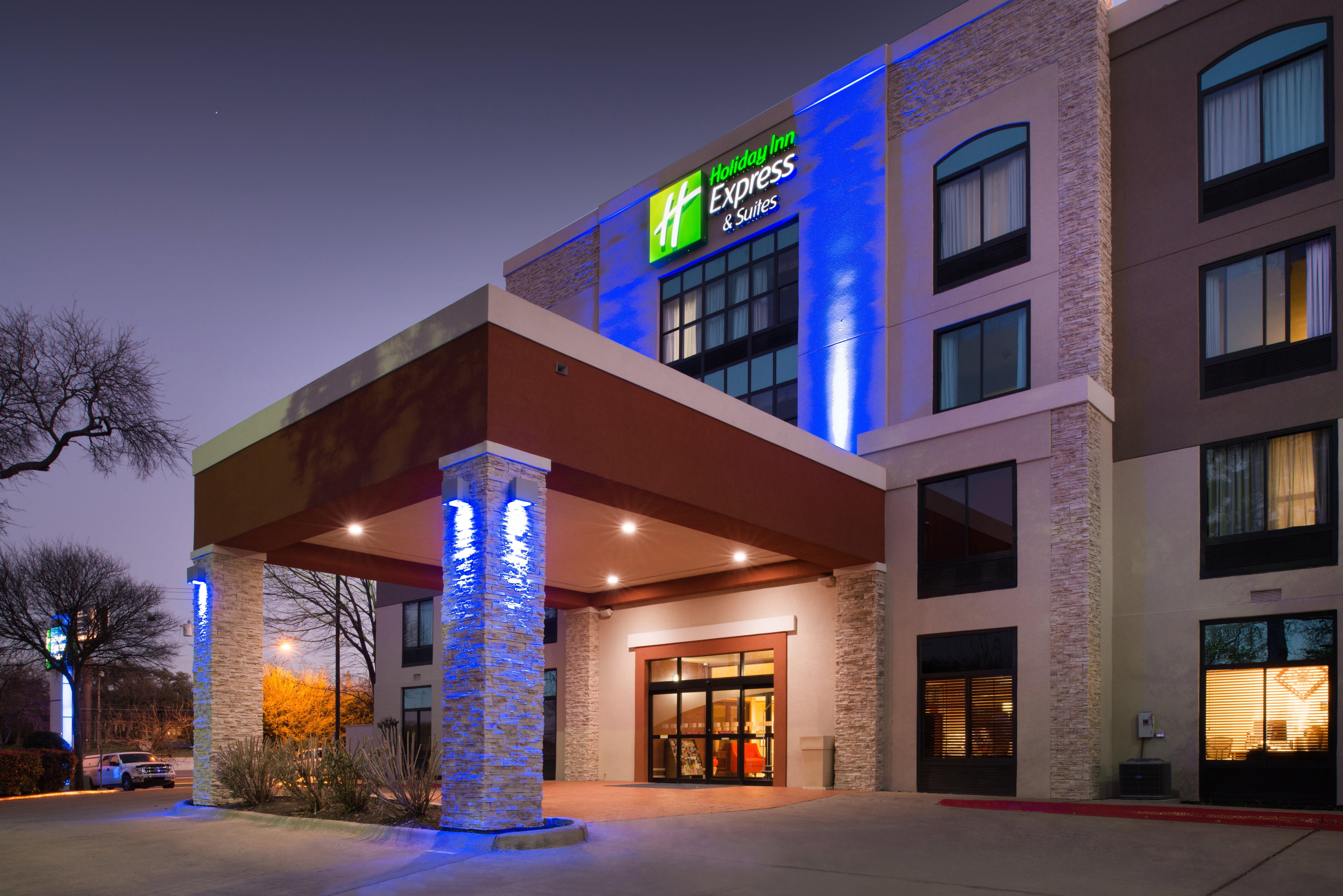 Holiday Inn Express & Suites Austin North Central By Ihg Exterior foto