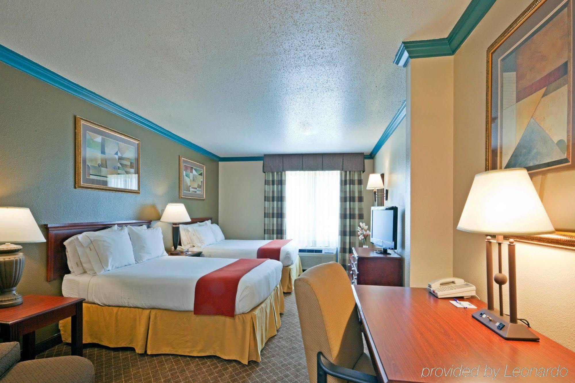 Holiday Inn Express & Suites Austin North Central By Ihg Exterior foto